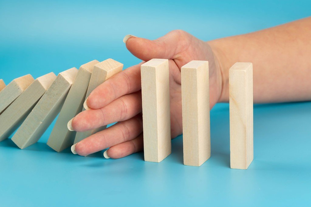 Domino Effect and Business Failure Risk